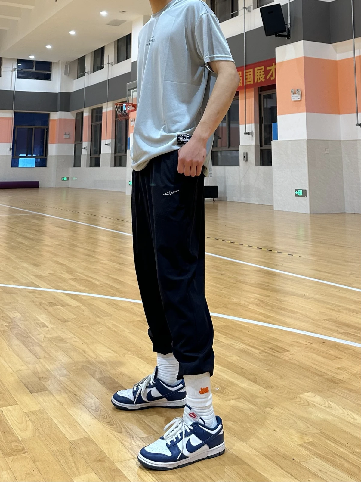 篮球一周体能训练计划表怎么写的_2